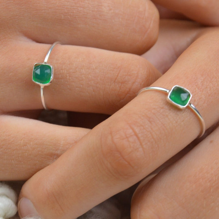 Rings - Dainty Green Onyx Ring