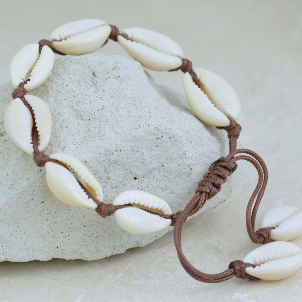 Bracelets - Cowrie Shell Bracelet