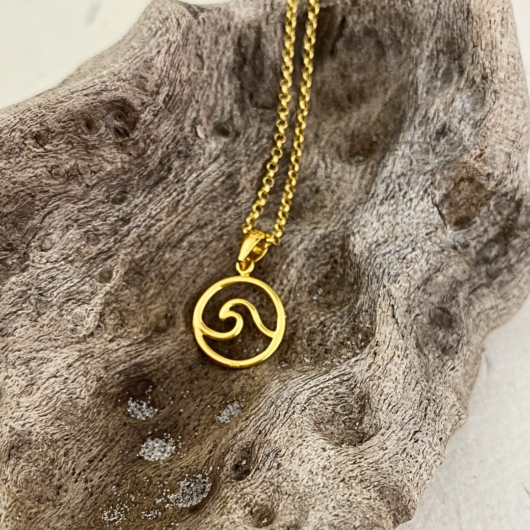 Necklaces - Gold Wave Necklace