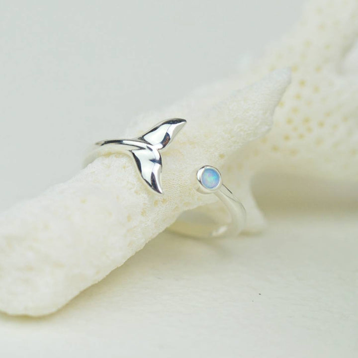 Rings - Azure Whale Tail Ring