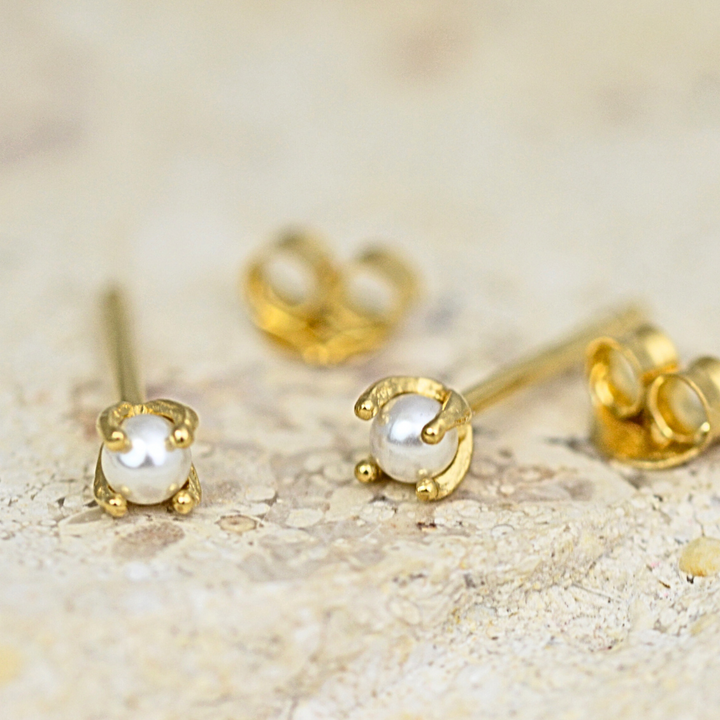 Earrings - Gold Pearl Studs